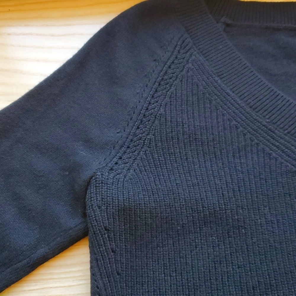 Talbots V-Neck Black Wool Cashmere Blend Knit Cardigan Sweater Women's Sz S - Picture 5 of 9